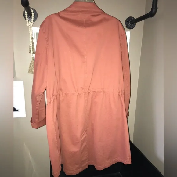 Jacket - Picture 3 of 6